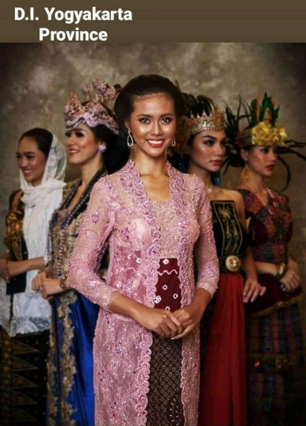 Baju Daerah Yogyakarta