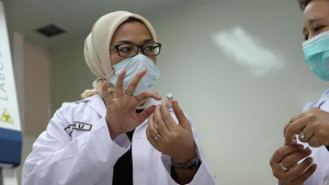 BPOM memberikan Persetujuan Pelaksanaan Uji Klinik (PPUK) Ivermectin untuk penggunaan sebagai obat covid-19. Uji klinis dilakukan di delapan rumah sakit Jakarta BPOM memberikan Persetujuan Pelaksanaan Uji Klinik (PPUK) untuk penggunaan Ivermectin sebagai obat covid-19. Uji klinis dilakukan di delapan rumah sakit Jakarta 
