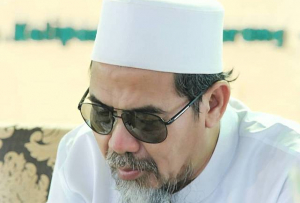 KH Muhammad Najih Maimoen.